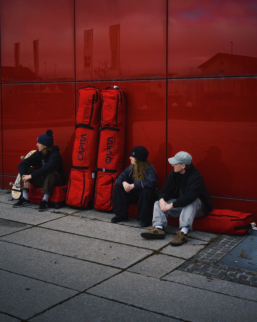 Explorer Wheeled Board Bag extra